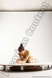 sitting reference of otylie 22c